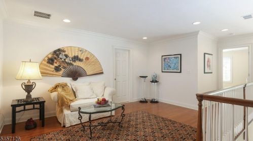 10 Lara Pl, Warren NJ 07059-3007 exterior