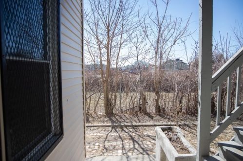 48 Morris St, Springfield MA 01105-2001 exterior