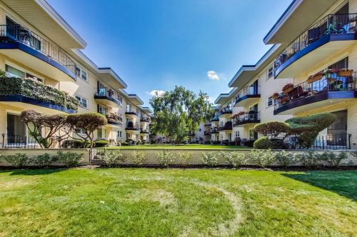 6275 Northwest Hwy, Chicago IL  60631-1608 exterior