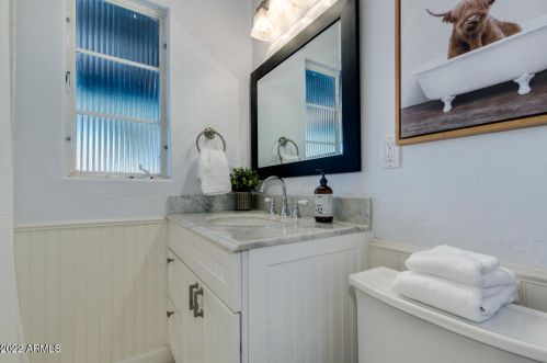 2608 10 St, Phoenix AZ 85085-7781 exterior