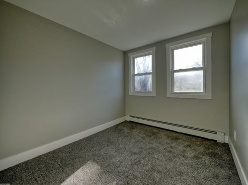 621 Columbia St, Algonac MI  48001-1505 exterior