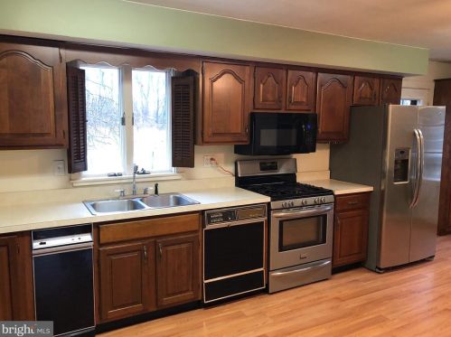 3399 Baltimore Pike, Littlestown PA 17340-9679 exterior