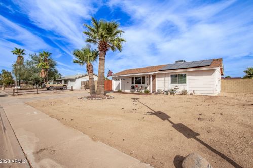 20217 33rd Ave, Phoenix AZ  85027-3061 exterior