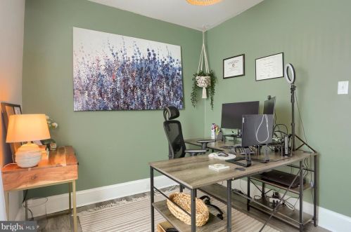 345 New St, Lancaster PA  17602-2007 exterior