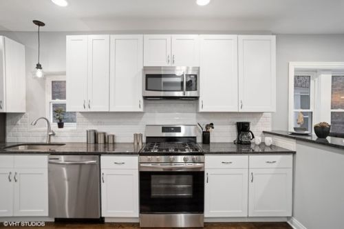 602 90 Pl, Chicago IL 60619-7906 exterior