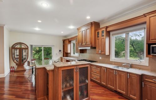 6724 Karlov Ave, Chicago IL 60712-3510 exterior