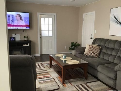 71 Albany Ave, New Britain CT 06053-3586 exterior