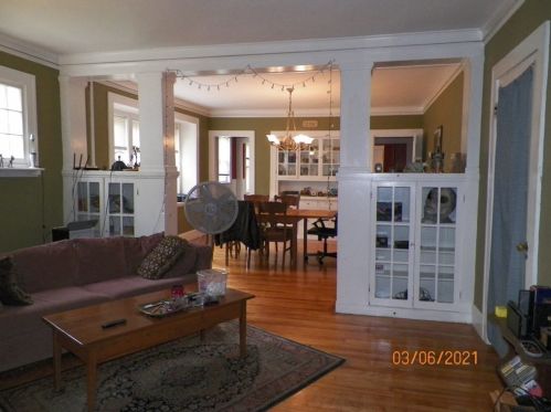 7 Fiske St, Worcester MA 01602-2961 exterior