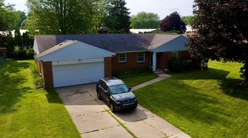 1257 Westend Ave, Grand Rapids, MI 49504-2562