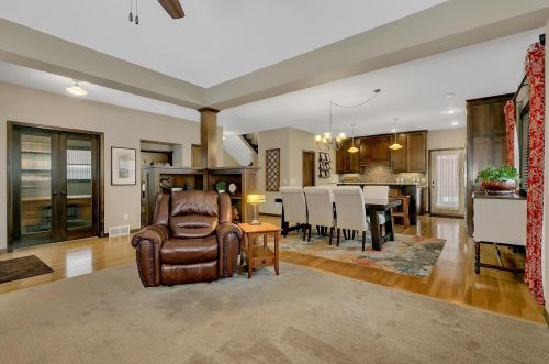 916 21st Ave, Sartell MN 56377-2465 exterior