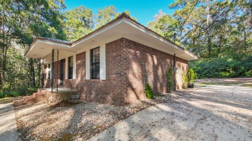 79 Meadowbrook Ln, Defuniak Springs FL exterior