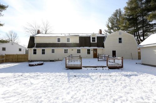 248 Carriage Way, Windsor CT 06095-2009 exterior