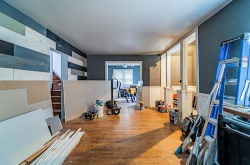 1707 Leolyn St, Pittsburgh PA  15210-3940 exterior