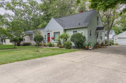 2922 Lorraine Ave, Kalamazoo, MI 49008-4314