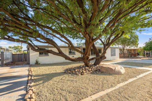 5334 26th St, Tucson, AZ 85711-5810