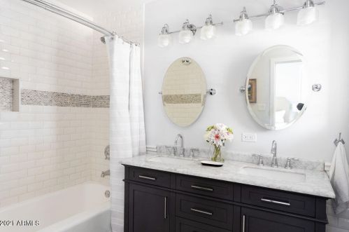 2545 9th St, Phoenix AZ 85014-5070 exterior