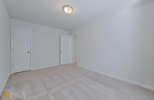 4933 Lower Elm St, Atlanta GA 30349-1677 exterior