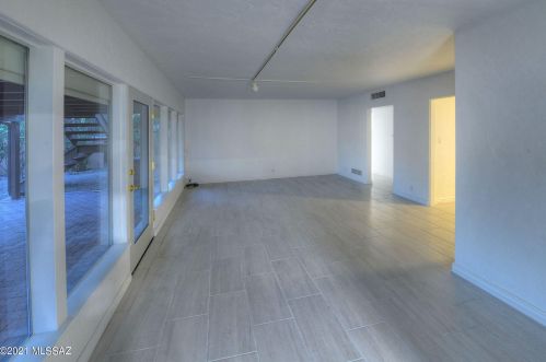 2101 Copper St, Tucson AZ  85719-3213 exterior