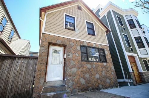 333 Chelsea St, Boston MA  02128-1455 exterior