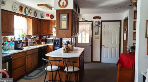 13 Atlantic Dr, Lewes DE 19958-1765 exterior