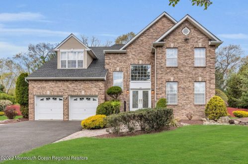 100 Serpentine Dr, Morganville NJ 07751-1400 exterior