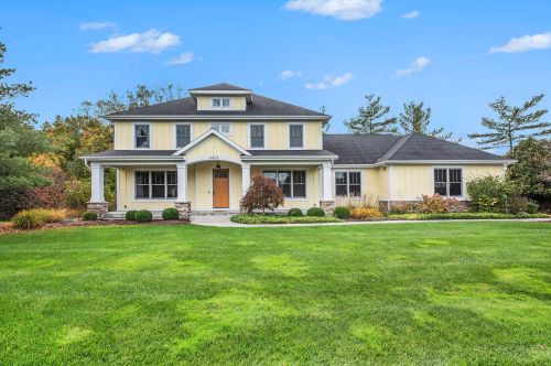 4412 Whitewood Farms Dr, Grand Rapids, MI 49525-3487