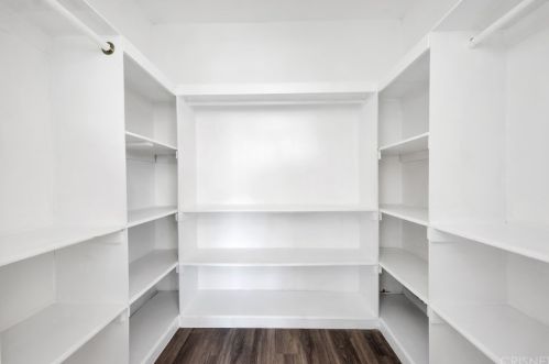 5356 Driftwood St, Oxnard CA 93035-1032 exterior