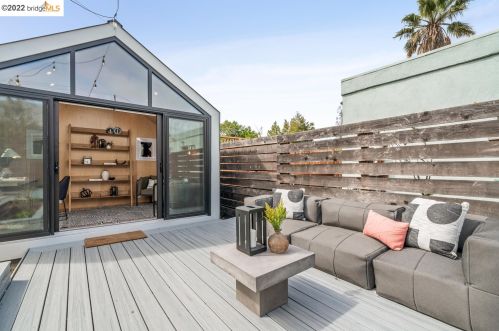 1256 Carrison St, Berkeley CA 94702-2410 exterior