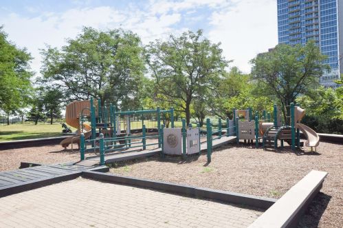 1511 Indiana Ave, Chicago IL  60605-3357 exterior