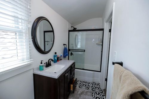 1267 Canal Dr, Turlock CA  95380-4159 exterior