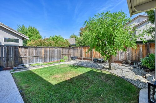 1014 Houston Cir, Folsom CA 95630-7653 exterior