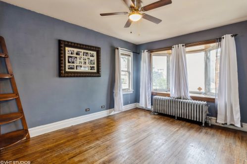 5312 California, Chicago IL 60625-3413 exterior