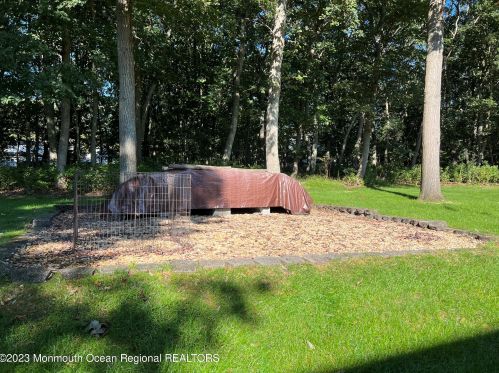 10 Highland Dr, Jackson Twp NJ 08527-1213 exterior