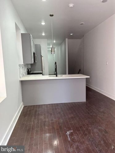 628 Diamond St, Philadelphia PA exterior