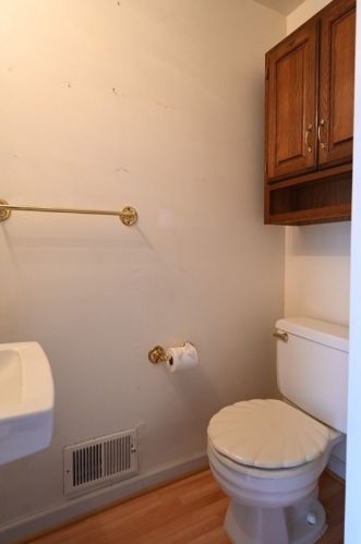 422 Maxwell St, Pittsburgh PA  15205-2517 exterior