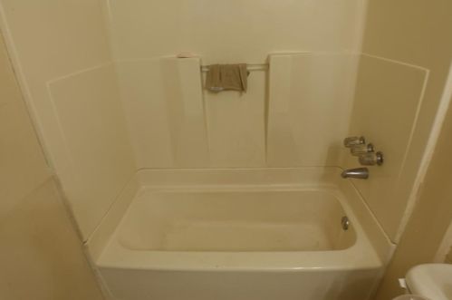 6676 Chupp Rd, Lithonia GA 30058-7652 exterior