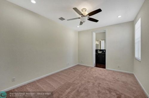 2401 7 St, Boynton Beach FL 33426-8783 exterior