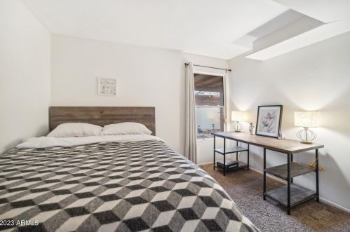 1157 Belmont Ave, Phoenix AZ  85020-4162 exterior