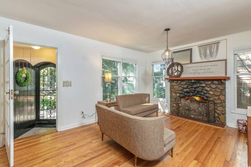 115 17 St, Huntington Station NY 11746-2914 exterior