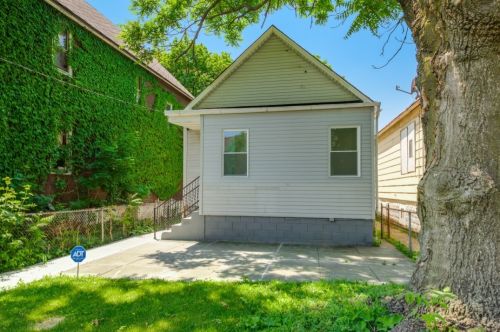 11955 Lafayette Ave, Chicago IL  60628-6125 exterior