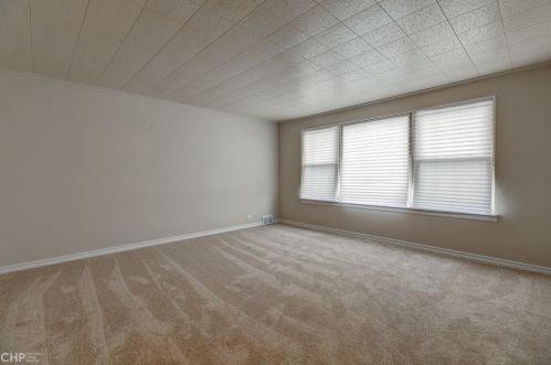 1404 Lawler Ave, Chicago IL 60630-1536 exterior