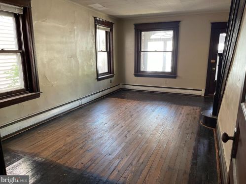 890 St, Pottstown PA 19464-6021 exterior