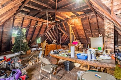 152 Derby Ave, Derby CT 06418-2010 exterior