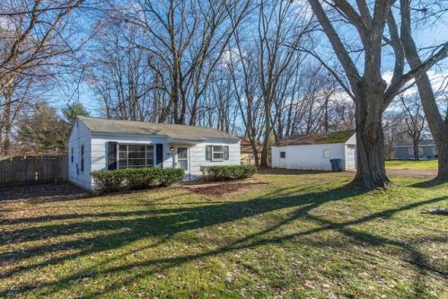 5819 Missouri Ave, Kalamazoo, MI 49024-1384