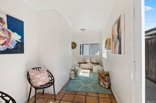 1151 Tiki Ln, Tustin CA exterior