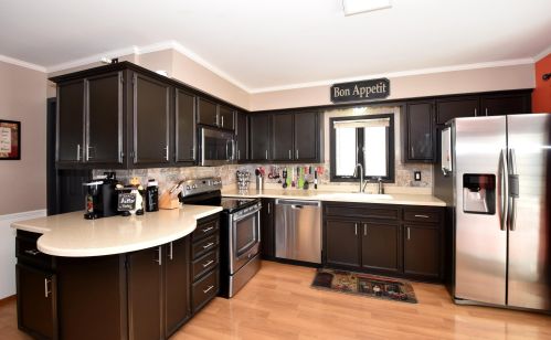 8803 Plainfield Ave, Milwaukee WI 53228-2227 exterior