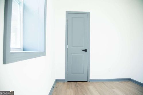 3584 Collier Dr, Atlanta GA  30331-1530 exterior