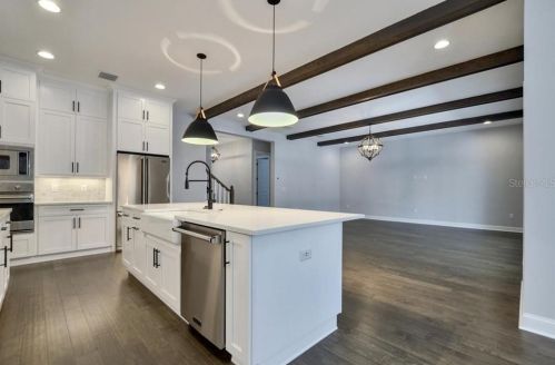 3902 Obispo St, Tampa FL 33629-7828 exterior