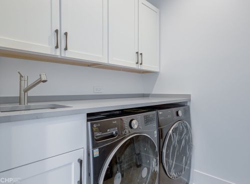 2637 Mozart St, Chicago IL  60647-1739 exterior