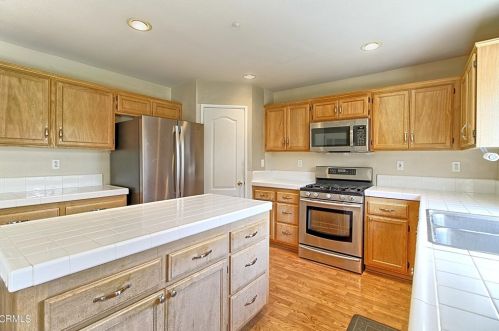 735 Kohala St, Oxnard CA  93030-8097 exterior